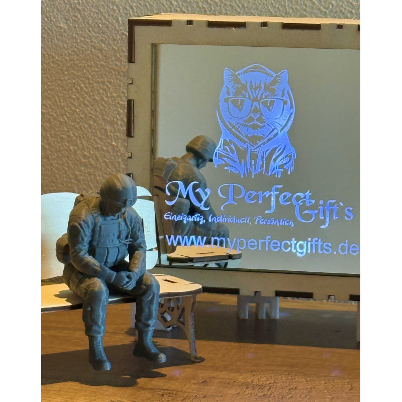 3D Figure Soldat sitzend